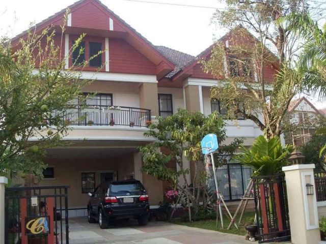 H198-Sell 2 storey house, 4 bedrooms, 106 sqw, Pa Bong, Saraphi, Chiang Mai