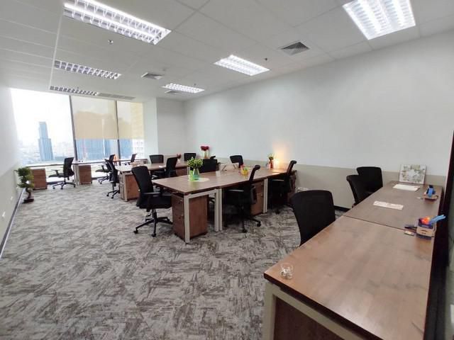 Service Office Grade MRT เพชรบุรี  เฟอร์ครบ