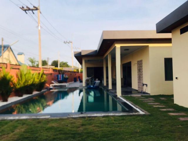 ขายพูลวิลล่า ใกล้อ่างมาบประชันเพียง 200 ม. POOL VILLA @ Marbprachan (Rich0872)kai