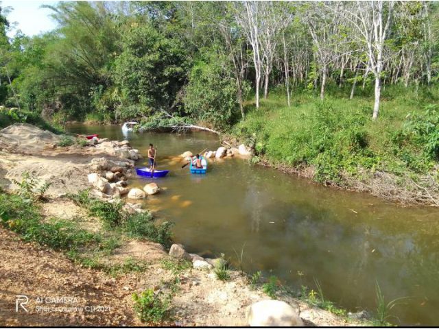 Vายที่ดินติดคลองสายน้ำตก พิกัดฉลุง หาดใหญ่ เนื้อที่ 1-2 ไร่ ถนนดำไฟฟ้าผ่าน  บรรยากาศดีๆ พัฒนาไว้แล้ว น้ำไหลตลอด