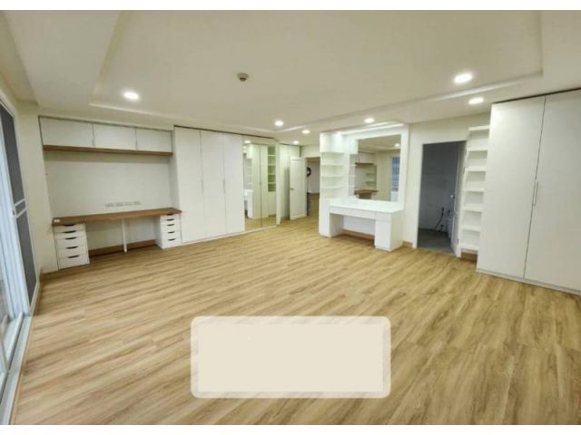 ให้เช่า คอนโด 3 ห้องนอนที่อโศก ใกล้ BTS อโศก For Rent 3 Bedroom Condo at Asoke near BTS Asoke