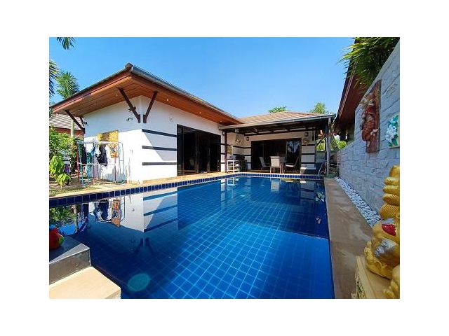 ATTRACTIVE 2 BEDROOM POOL VILLA ON MAE RAMPHUENG BEACH. 400 METERS FROM THE BEACH. PRICE 4,250,000 THB