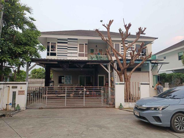 H716-2-story house for sale (near international school), Chaiyasathan, Saraphi, Chiang Mai.