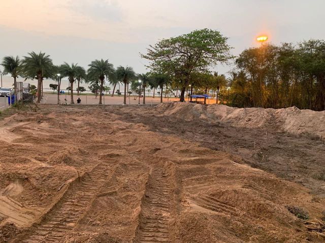 ที่ดินแปลงสวย  ริมชายหาดกระทิงลาย (บางละมุง) พัทยา   เนื้อที่  2-0-88 ไร่