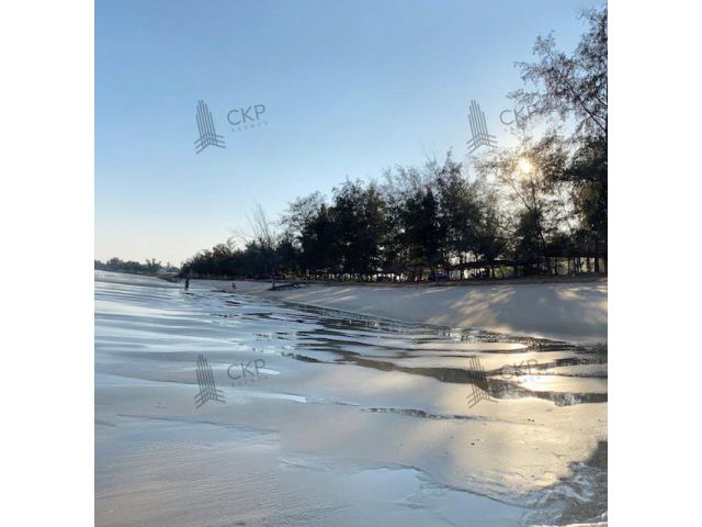 ขาย ที่ดินสวยมาก 41-3-57ไร่ ติดหาดแก้วบรรยากาศเงียบสงบ เป็นส่วนตัว เหมาะสำหรับทำโครงการโรงแรม รีสอร์ท บ้านพักตากอากาศ