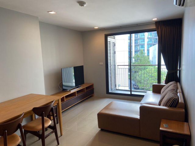 Mirage Sukhumvit 27 for rent 2 bedrooms 2 bathrooms 55 sqm rental 33,000 baht/month