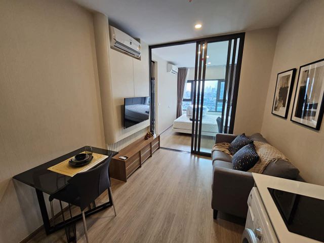 Life Asoke Rama 4 for rent 1 bedroom 1 bathroom 29 sqm renal 24,900 baht/month