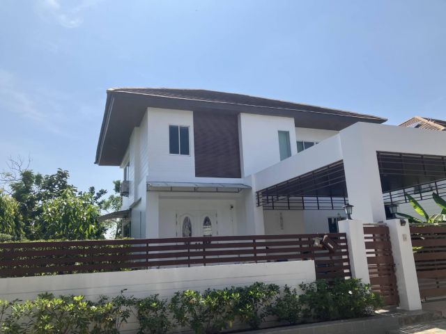 ขายบ้าน เลคการ์เด้น ลากูน่า 109 ตร.วา  House for sale, Lake Garden Lagoona 109 sq.w.