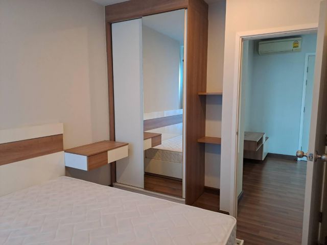 Centric Tiwanon at Purple Line MRT Station *ครบเครื่องจริงค่ะ 1bed 35 sqm with supermarket Tops downstairs/washing mach